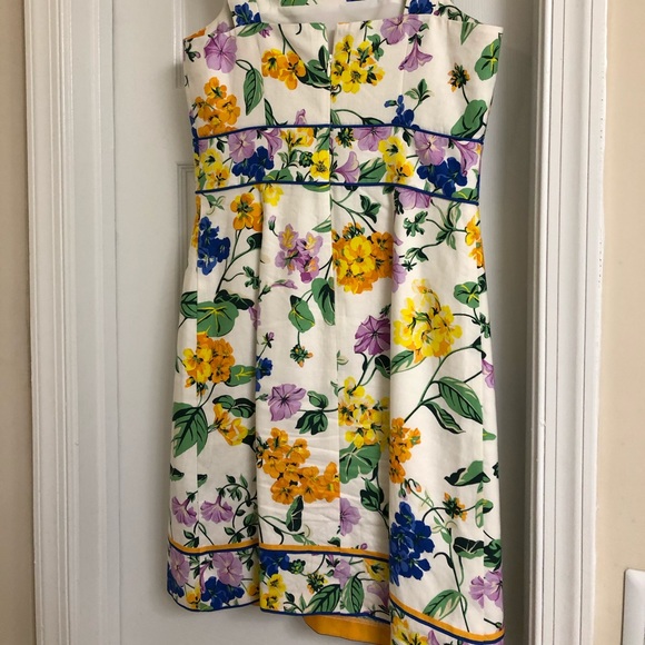 Ann Taylor Dress Size 2 - Picture 4 of 4